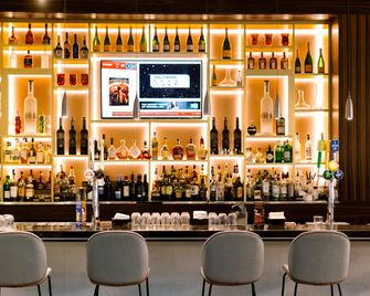 Crowne Plaza Toronto - North York by IHG - טורונטו - בר