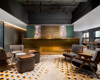 Motto by Hilton Hong Kong SoHo - Hong Kong - Lobby