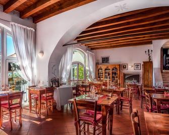 Casa Del Vino Della Vallagarina - Rovereto - Restaurant