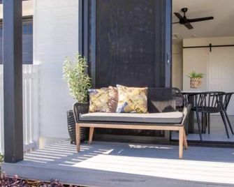 Sailfish Studio - Beachside Private Access Granny Flat by uHoliday - Kingscliff - Patio