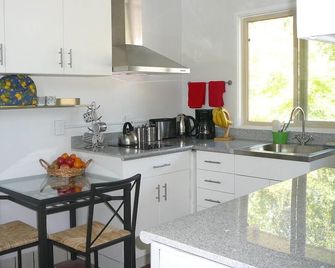 Peaceful, Quiet, Fully Furnished Studio. Mins To San Francisco, Berkeley, Bart - Orinda - Cocina