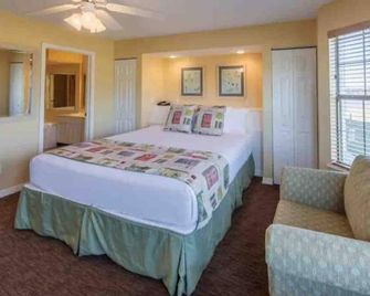 Have Family Fun Outdoors in this 2BD condo with onsite resort activities - Conroe