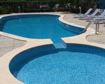 Sunny Residence Complex - סאני ביץ' - בריכה