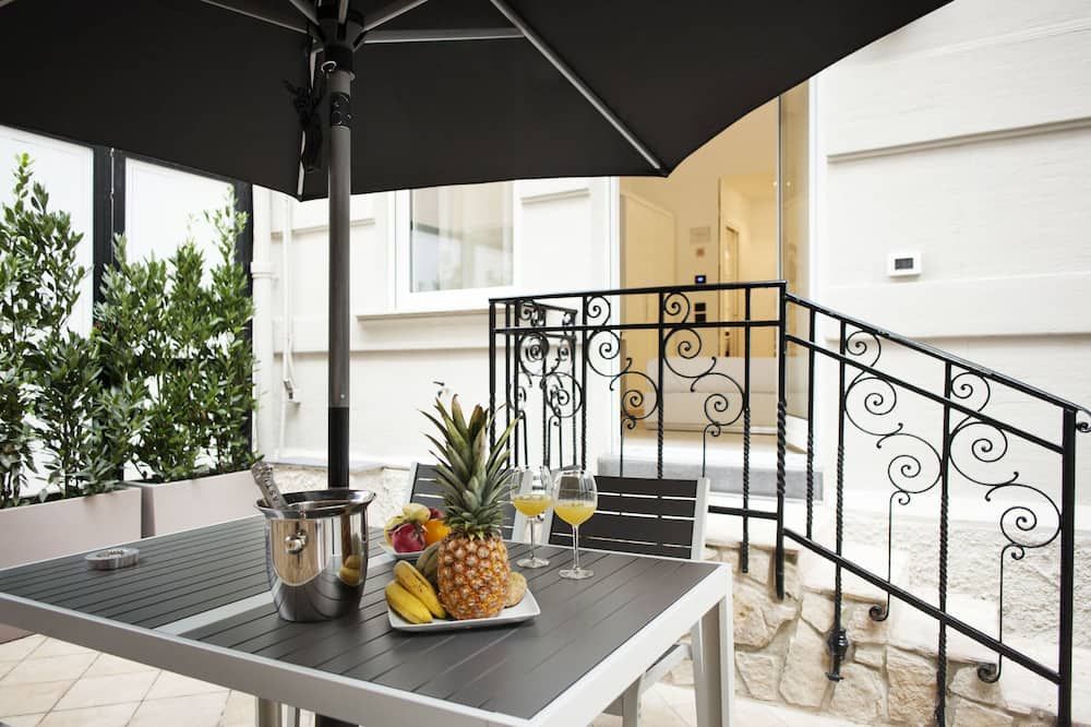 Lhp Suite Napoli Parco Margherita - Naples - Balcony