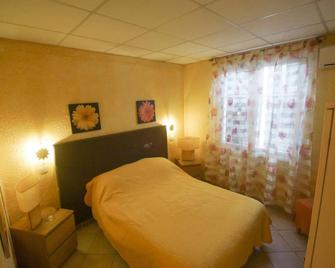 Hotel Restaurant Le Derby - Cagnes-sur-Mer - Yatak Odası