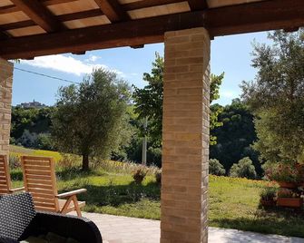 Agriturismo La Cicala - Fermo - Patio