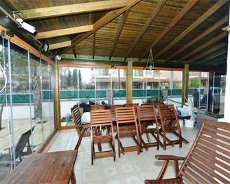 Dardanos Pension - Çanakkale - Patio