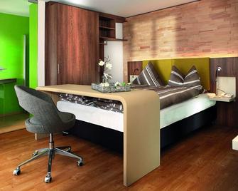 Hotel Adler - פרוידנשטאט - חדר שינה