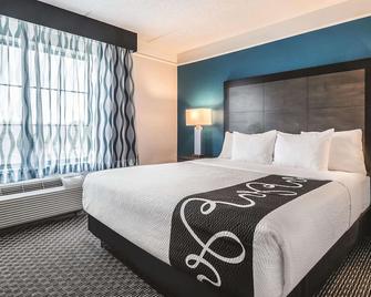 La Quinta Inn & Suites by Wyndham Orlando Lake Mary - Lake Mary - Κρεβατοκάμαρα
