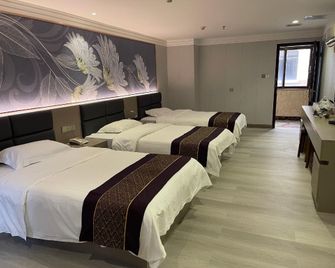 United Star Hotel - Jiangmen - Bedroom