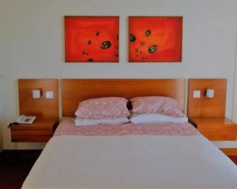 Quinta do Louredo Hotel - Águeda - Bedroom