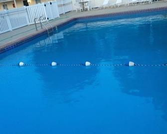 Simpsons Motel - Rio Grande - Piscina