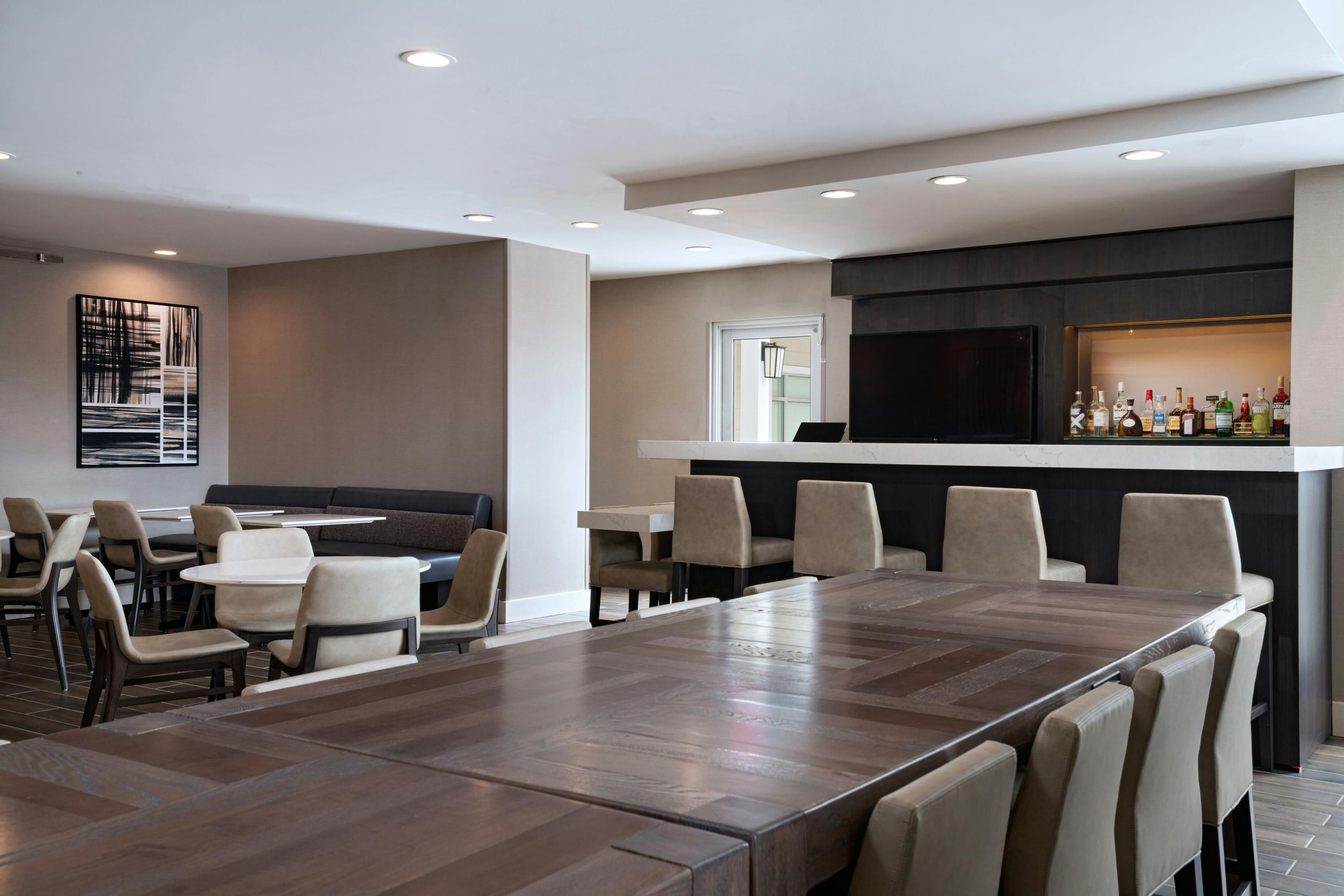 Residence Inn by Marriott New Brunswick Tower Center Blvd. - East Brunswick - Restaurant