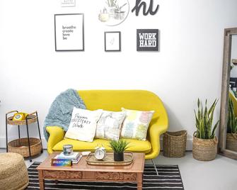 Space Not Available - Union City - Living room