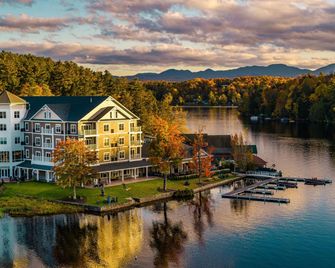 voco Saranac Lake NY - Waterfront, an IHG Hotel - Saranac Lake - Vista del exterior