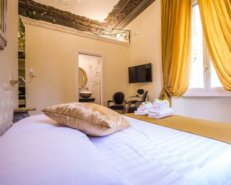 Trastevere Royal Suite Trilussa - Rome - Bedroom