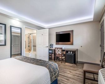 Inn at 50 Long Beach Convention Center - Long Beach - Bedroom
