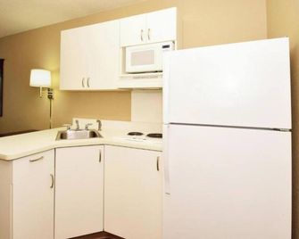 Motel 6 Buffalo Amherst Ny - Amherst - Küche