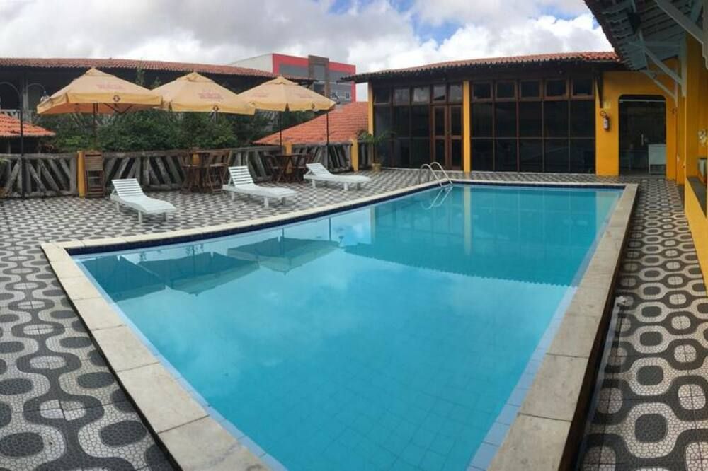 أوتل بوزادا دوس فينتوس - بارنايبا - حوض السباحة