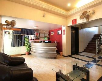 OYO 15349 Hotel Ira Executive - Aurangabad - Recepción