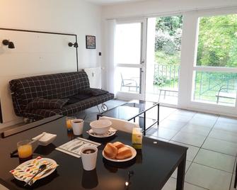 La Poterie - Appartement avec balcon et parking privé - Quimper - Salle à manger