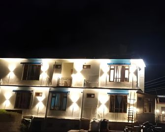 Hotel Hidden Heaven - Barot - Building