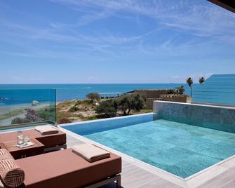 Boutique 5 Hotel & Spa - Adults Only - Kiotari - Piscina