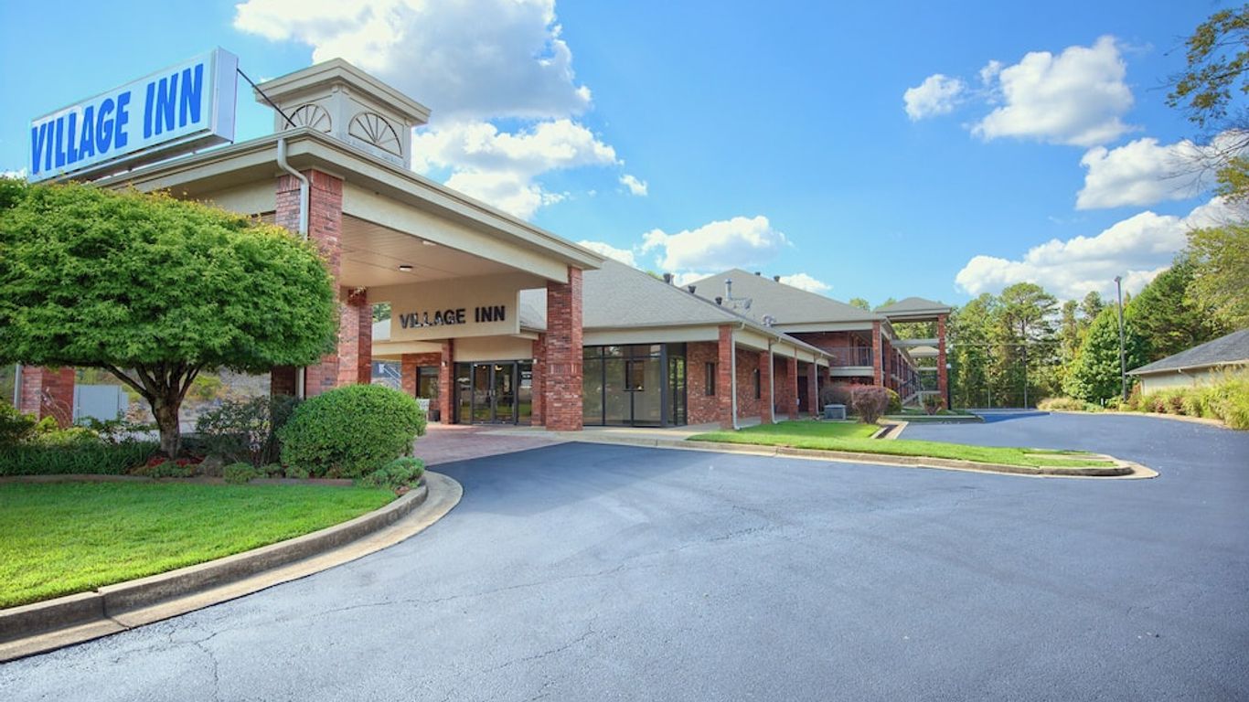 Hot Springs Village Inn