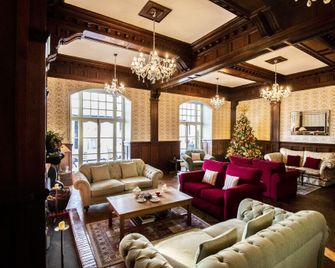 The Penrallt - Cardigan - Lounge