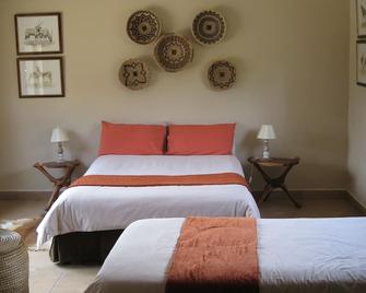 Amazing Cozy Lodge!!! - Grahamstown - Schlafzimmer