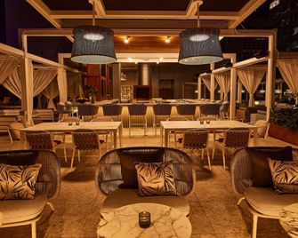 كيمبتون هوتل بالومار فينيكس سيتي سكاب باي آيتش جي - فينيكس - مطعم