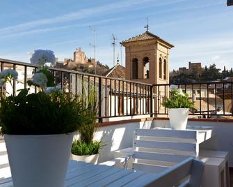 Apartamentos Elvira 21 - Granada - Balcón