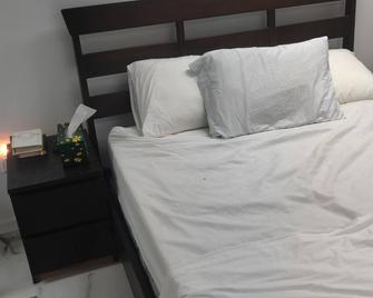 Very private apartment kozy bedroom - Brooklyn