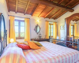 Vacation home Vincio by Interhome - Stazzema - Habitación