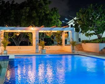Resort Oasis: Pool & Weddings - Santo Domingo - Piscina