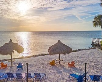 Oceans Pointe Nantucket inspired condo on the bay - Tampa - Playa