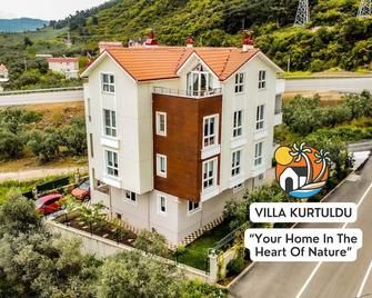 Villa Kurtuldu-6 Kisilik Daire - Gemlik - Building