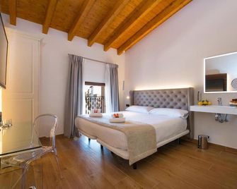 Ti Central Maria - Maria de la Salut - Habitación