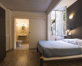 Chanteclair Hotel - Cannes - Bedroom