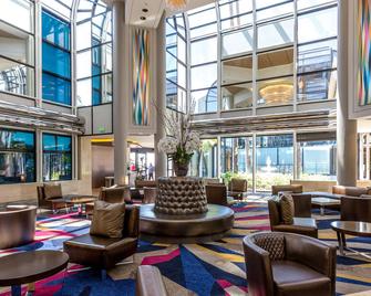 Hilton Los Angeles/Universal City - יוניברסל סיטי - טרקלין