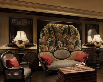 The Legend Hanoi Hotel - Hanoi - Living room