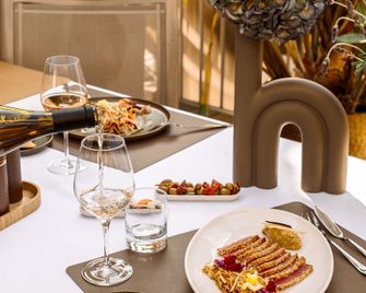 Villa Fabulite - Antibes - Restaurant