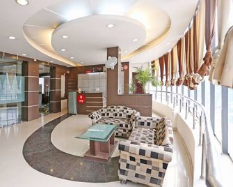 OYO 3697 Hotel Rivieraa - Rudrapur - Lobby
