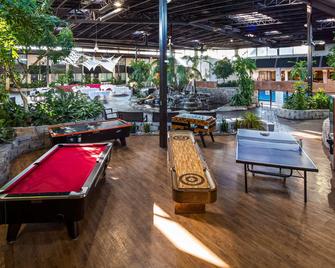 Radisson Hotel Montreal Airport - Montreal - Property amenity