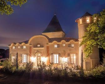 Chateau Du Parc - Gites & Spas A Pezenas - Pézenas - Building