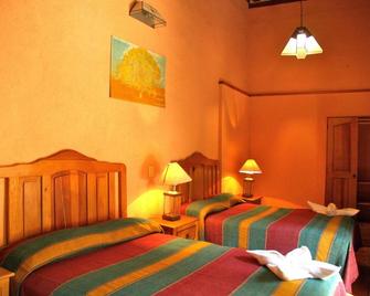 Hotel Del Callejón Morelia - Morelia