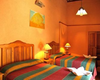 Hotel Morelia Callejón - Morelia - Habitación