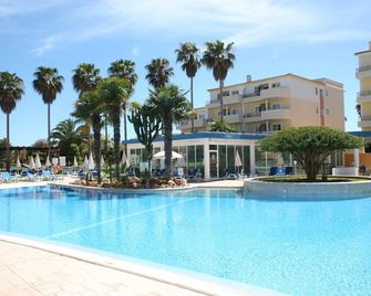 Easy4Stay by Beach Resort - Portimão - Piscina