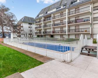Appartement Casona - Welkeys - Trouville-sur-Mer - Piscina