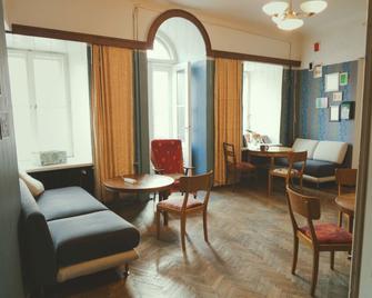 Katus Hostel - Tallín - Sala de estar